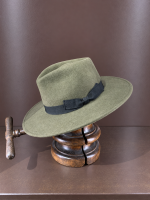 Mauro Guerresco - Cappello in Lana Verde con Fiocco 671830