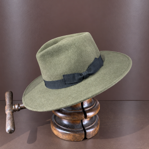 Mauro Guerresco - Cappello in Lana Verde con Fiocco 671830