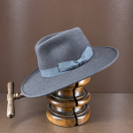 Mauro Guerresco - Cappello in Lana Grigio con Fiocco 671830