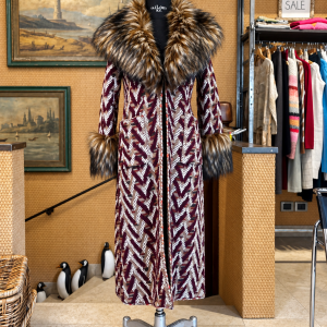 The Extreme Collection - Cappotto Lungo Bordeaux e Panna con Dettagli in Pelliccia